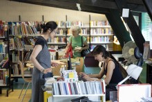 La bibliothèque Paul Éluard à Montreuil. Photo Est Ensemble / Guillaume Le Baube