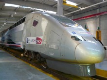 Un TGV en maintenance au technicentre Est Européen. Photo CC William de Pantin