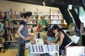 La bibliothèque Paul Éluard à Montreuil. Photo Est Ensemble / Guillaume Le Baube